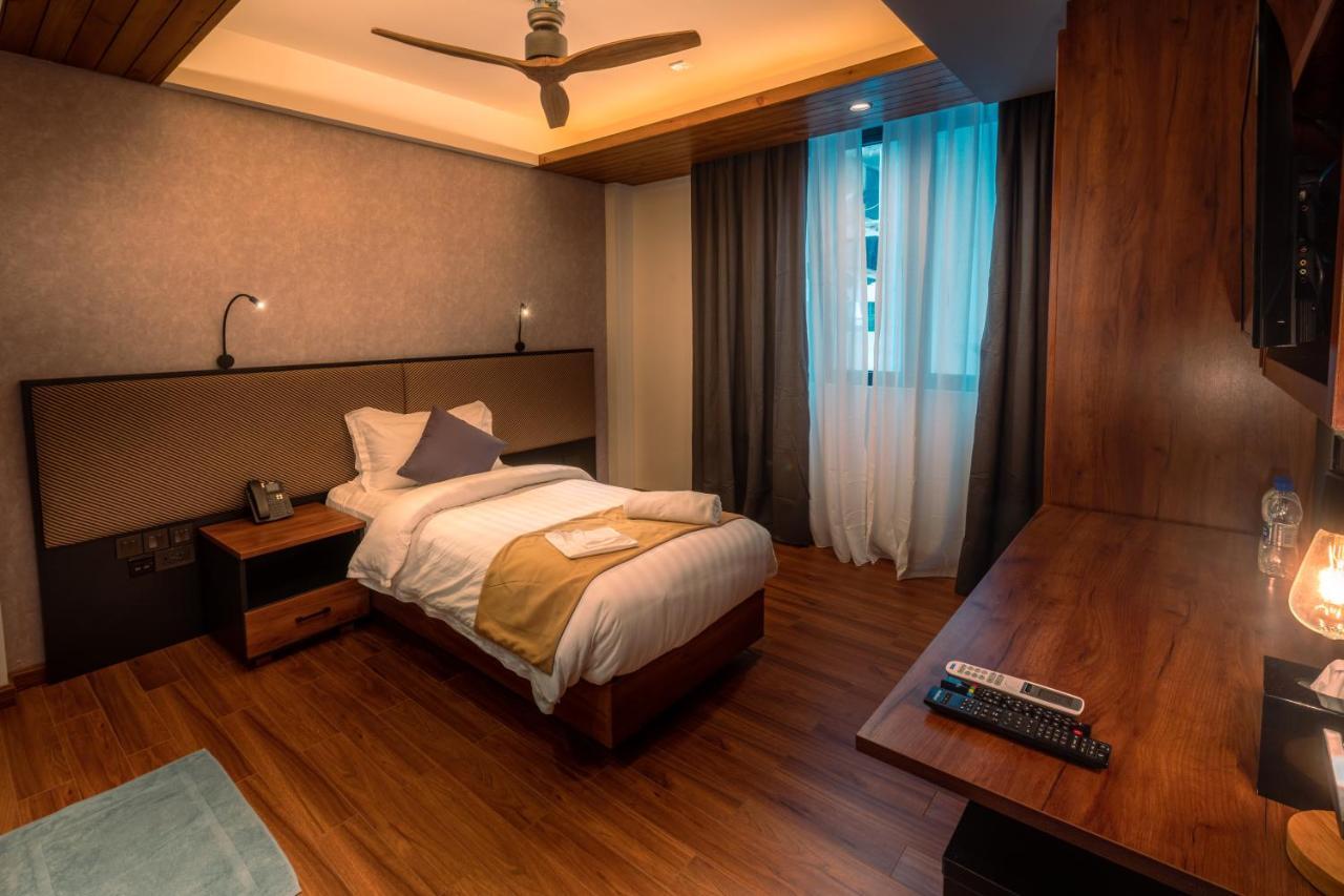 Chen Beach Inn Hulhumalé Extérieur photo