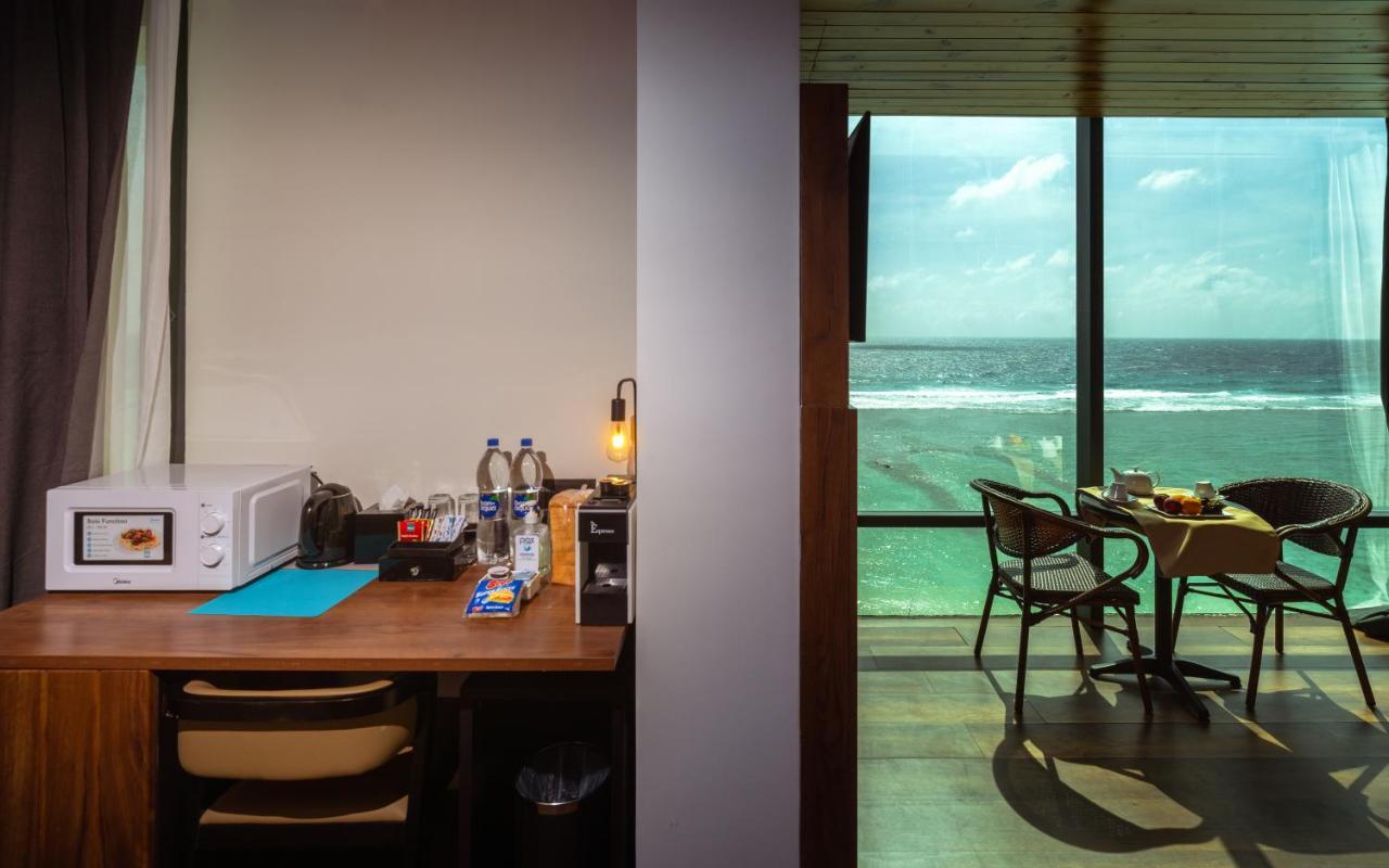Chen Beach Inn Hulhumalé Extérieur photo